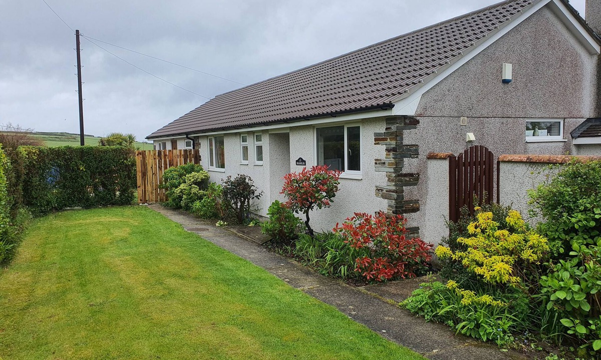 Gorran Haven House | BRAMBLES, family friendly, character holiday cottage in Mevagissey