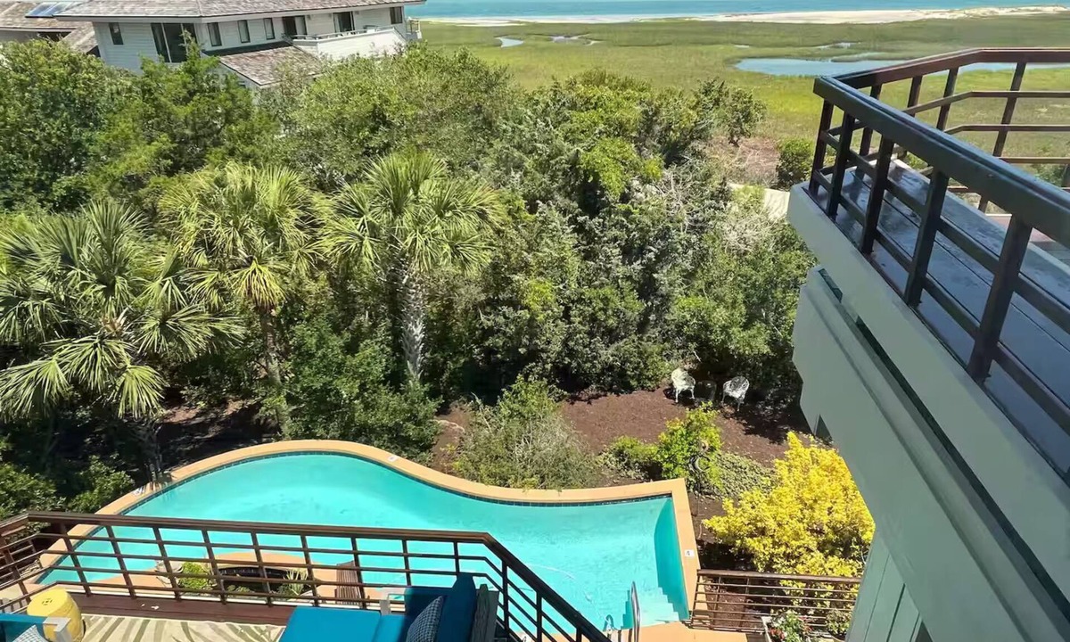 Wilmington House | BRAND NEW TO VRBO! Luxury Beach Dunes Retreat with Pool/Spa+ Guest House