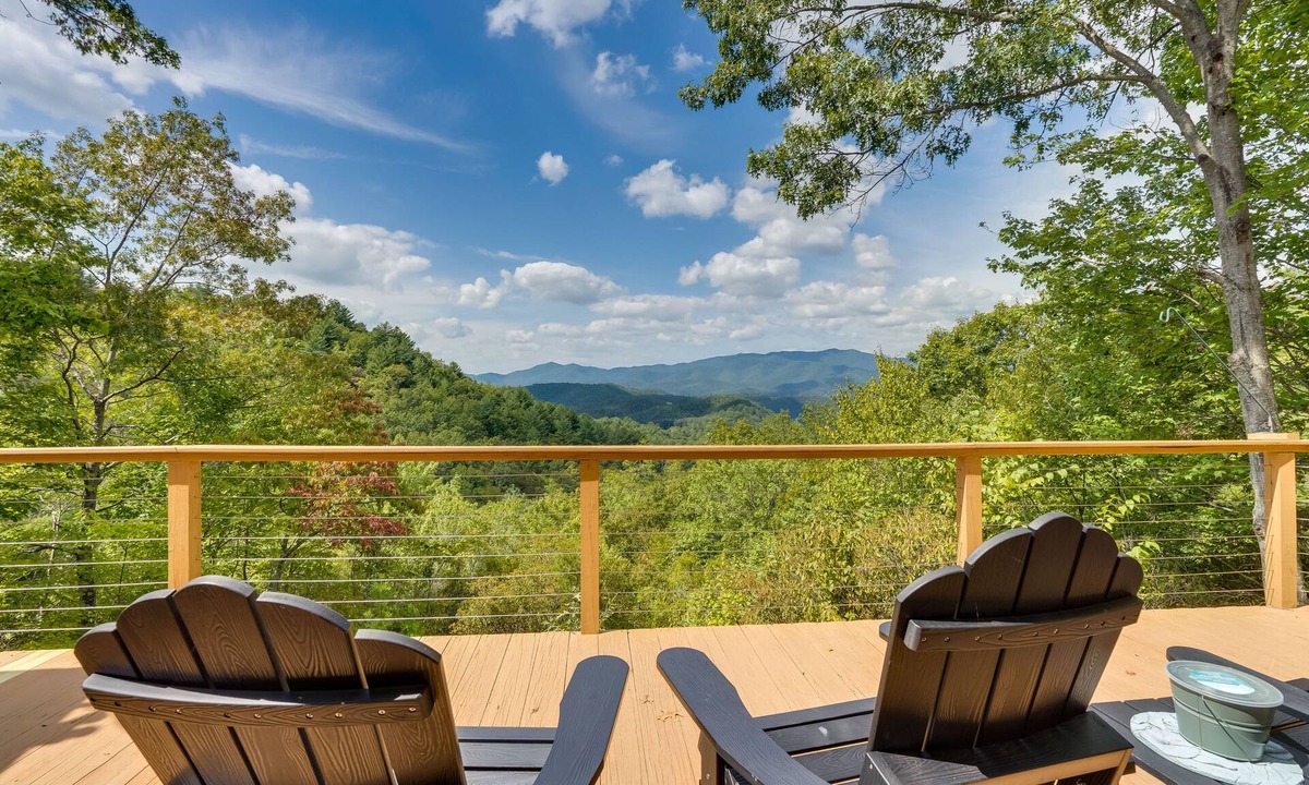 Marble House | Breathtaking Marble Home on 5-Acre Hillside!