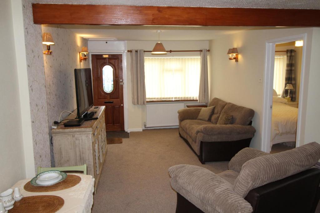 West Looe Bed & Breakfast | Briar Cottage