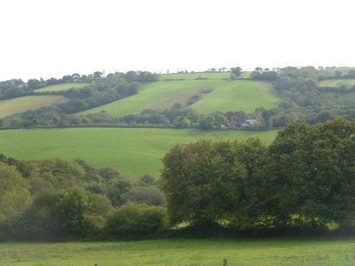 Newton Saint Cyres House | Briardene Cottage - Devon countryside - sleeps 6