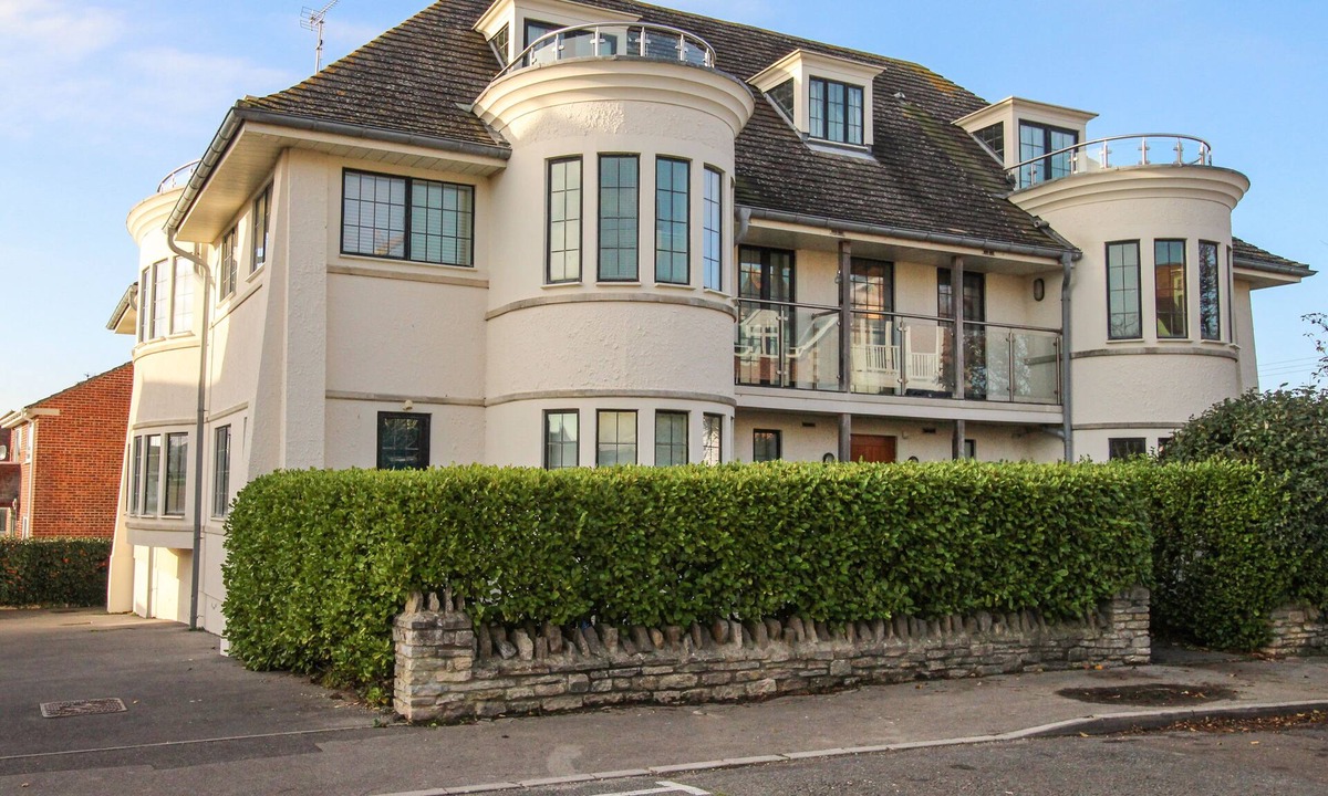 Swanage Cottage | BROADLEYS, family friendly, character holiday cottage in Swanage