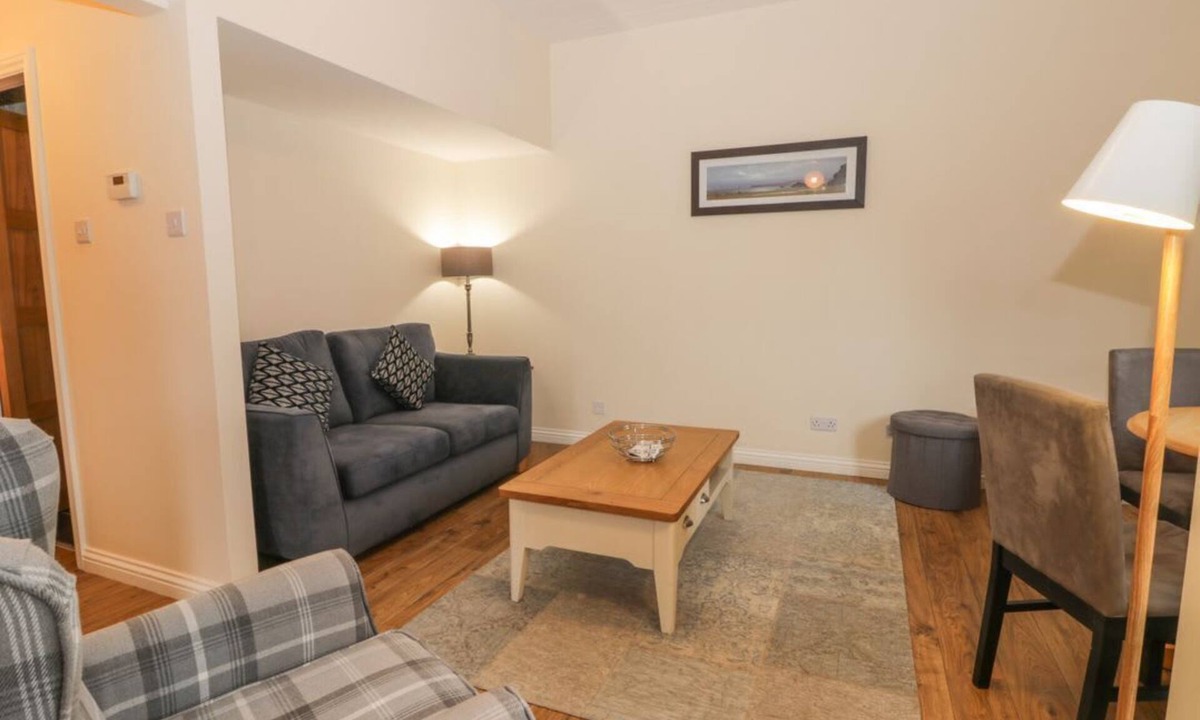 Saltburn-by-the-Sea Cabin | Bugle, Saltburn-By-The-Sea
