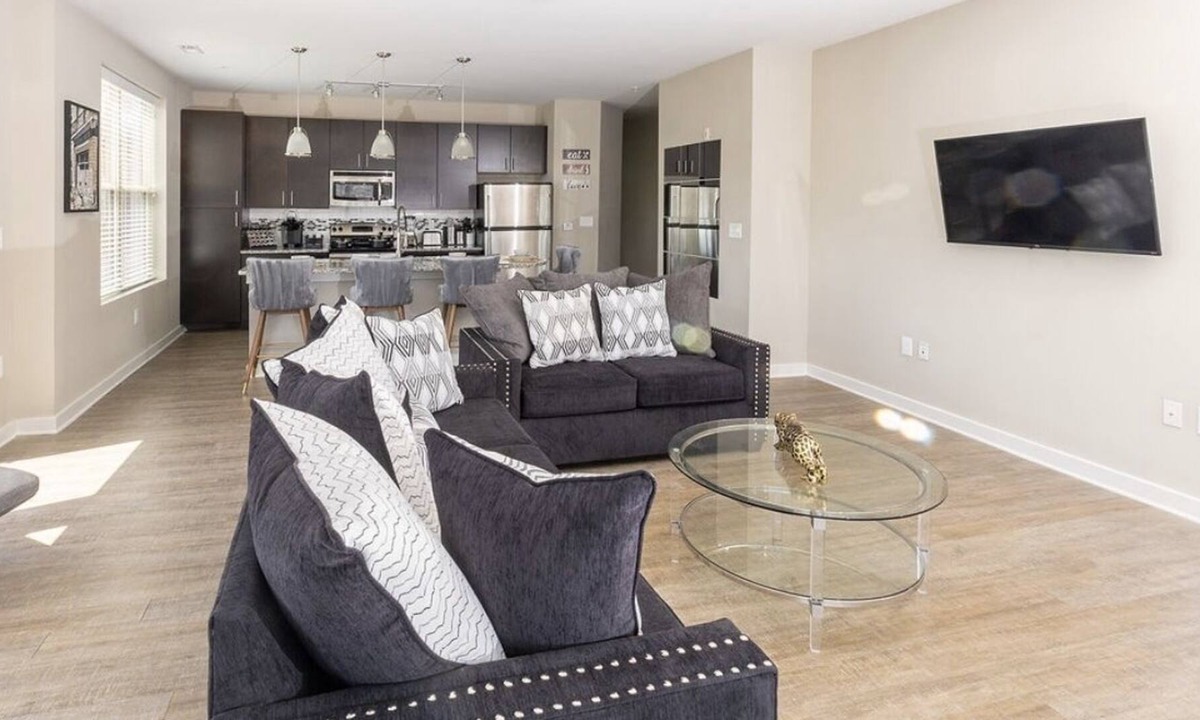 Downtown Apartment | ★Bull City Views II ★Downtown★ Warehouse★ District★