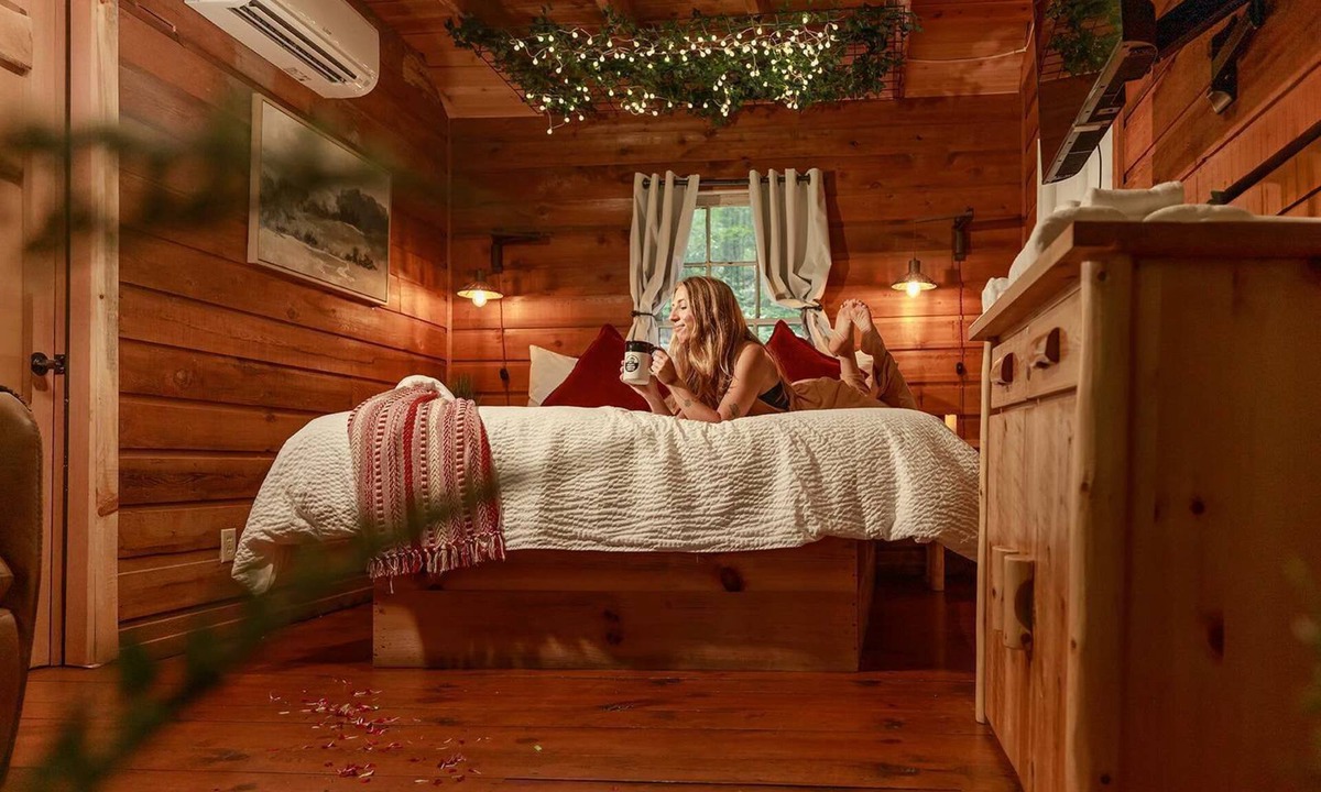Saluda Cabin | Buzzard Roost cabin at Cabin Fever in NC!