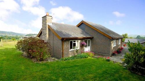 Henryd House | Bwthyn Tan Dderwen