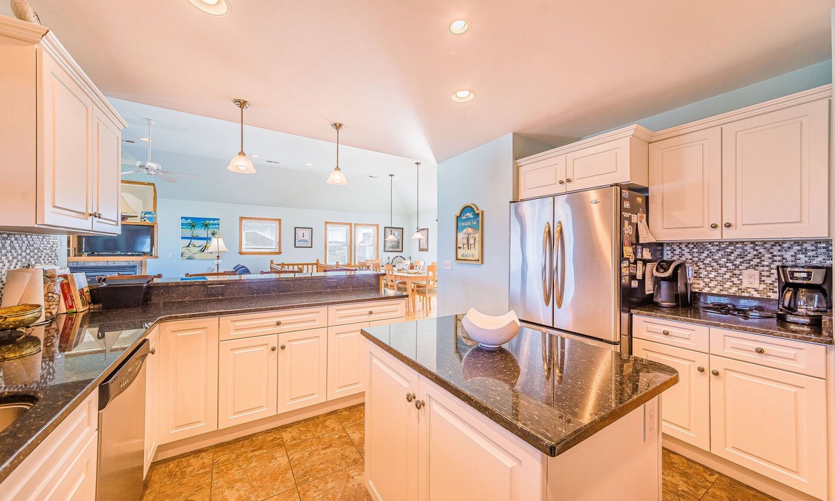 Ocean Sands House | C7377 Shore Beats Work II. Pool, Beautifully Decorated, Very Well Appointed!