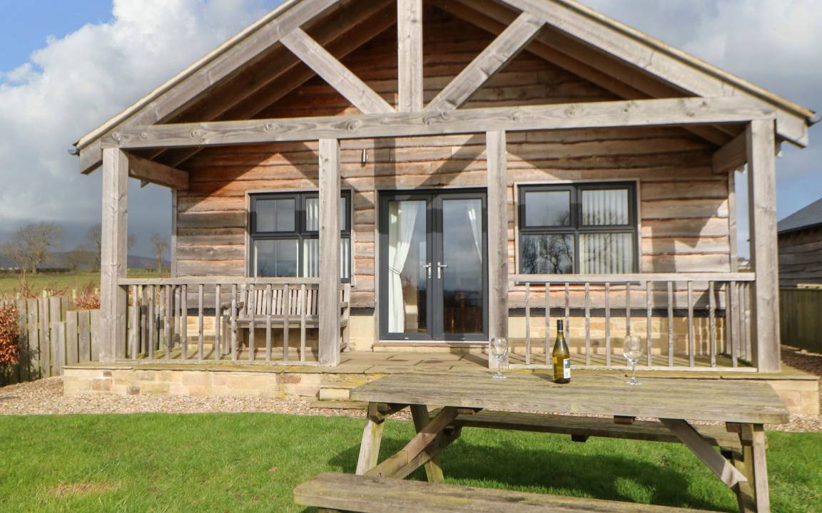Longframlington Cottage | Cabin ∙ 2 bedrooms ∙ 4 guests