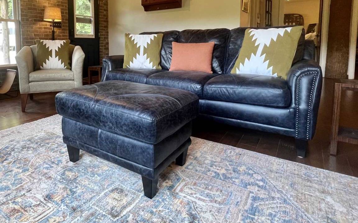 Hendersonville Cabin | Cabin ∙ 2 bedrooms ∙ 4 guests