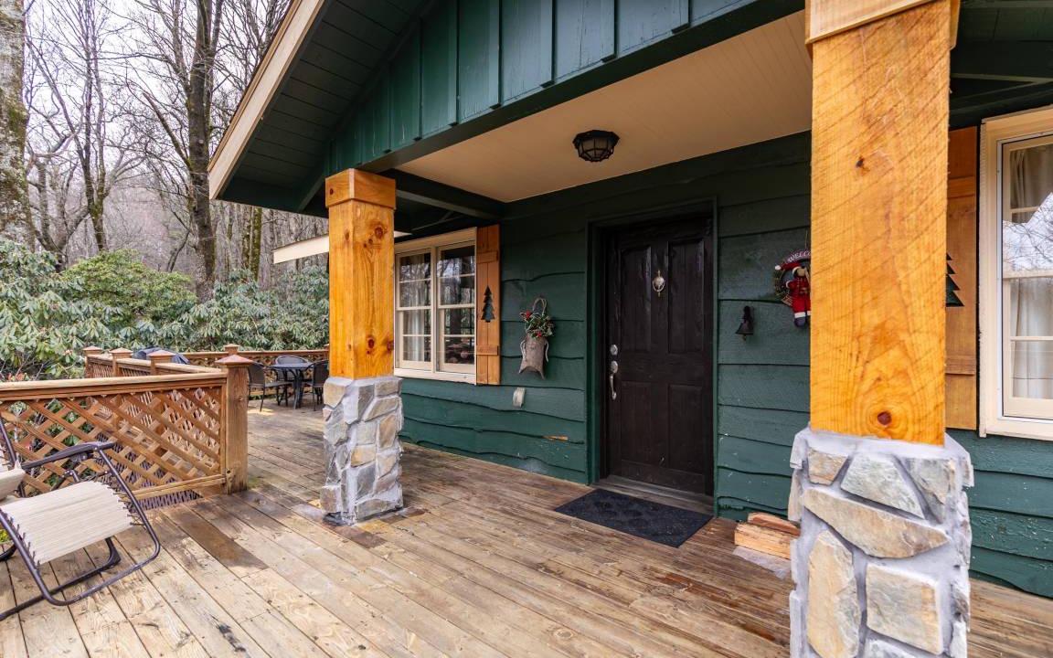 Blowing Rock Cabin | Cabin ∙ 2 bedrooms ∙ 4 guests
