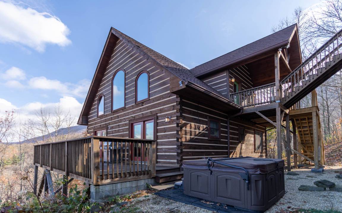 Zionville Cabin | Cabin ∙ 2 bedrooms ∙ 6 guests