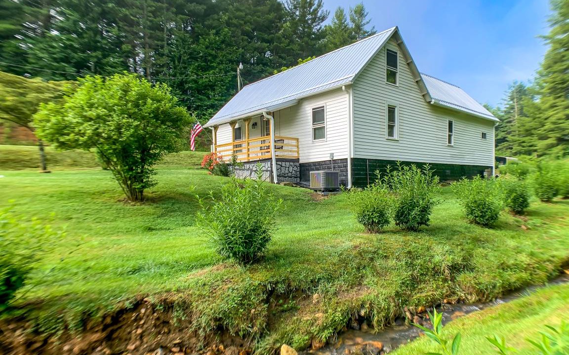 Jefferson Cottage | Cabin ∙ 3 bedrooms ∙ 7 guests