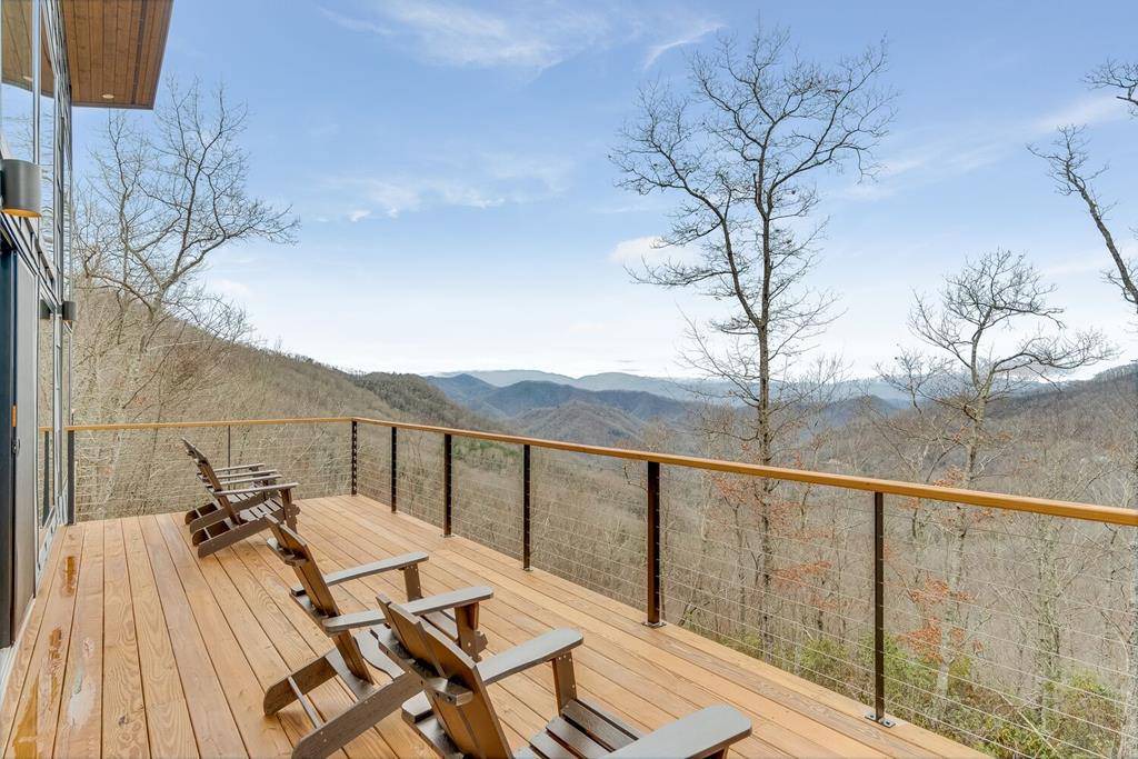 Bryson City Cabin | Cabin ∙ 4 bedrooms ∙ 6 guests