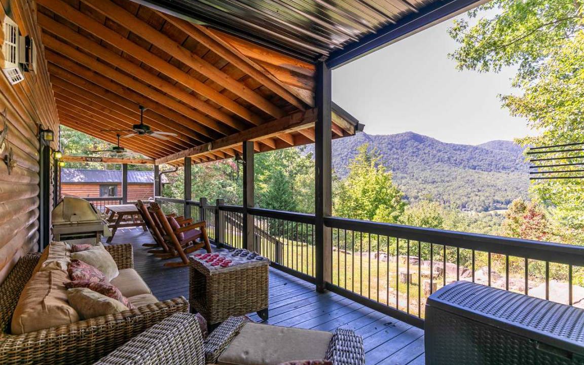 Frank Cabin | Cabin ∙ 4 bedrooms ∙ 8 guests