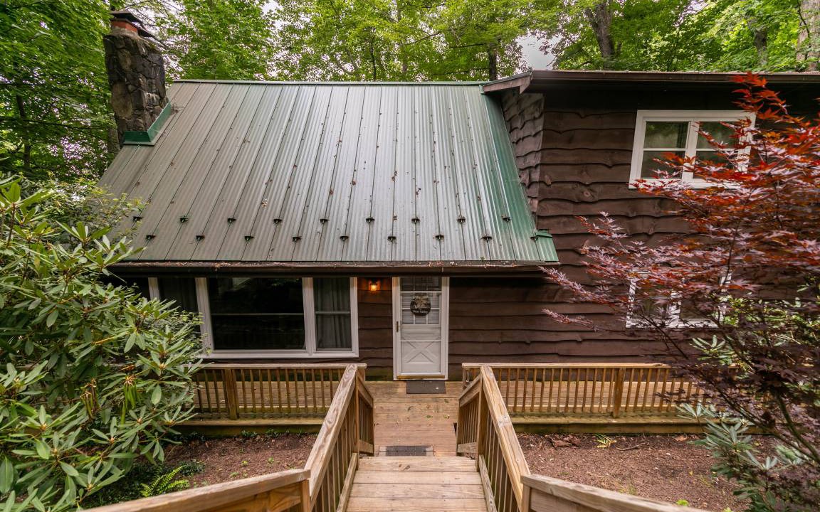Fleetwood Cabin | Cabin ∙ 4 bedrooms ∙ 12 guests