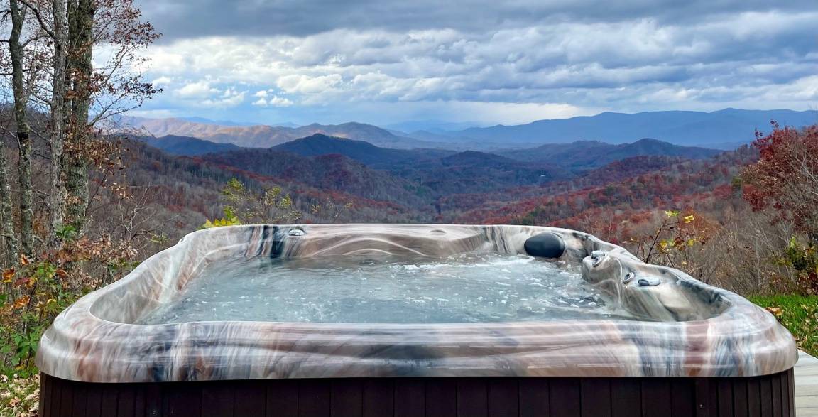 Bryson City Cabin | Cabin ∙ 5 bedrooms ∙ 10 guests