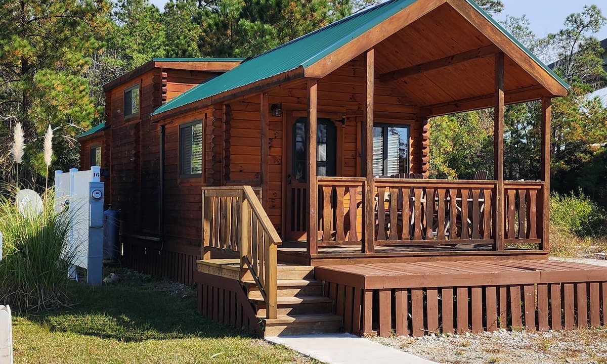 Core Creek Cabin | Cabin: Lower Winter prices! Snowbirds Welcome! Bring your boat for fall fishing