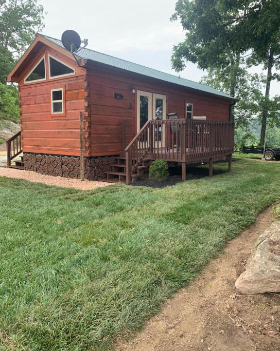 Hendersonville Villa | Cabin on Gold Mine Hill