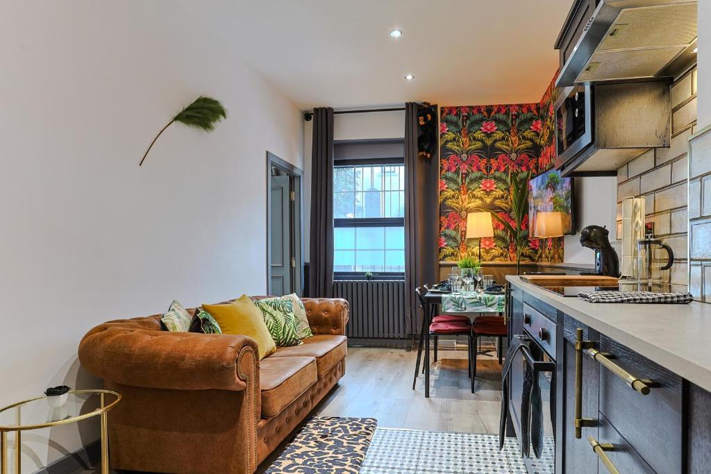 Newcastle-upon-Tyne Apartment | Casa Cabana - 2-Bed Flat - City Centre - Sleeps 5