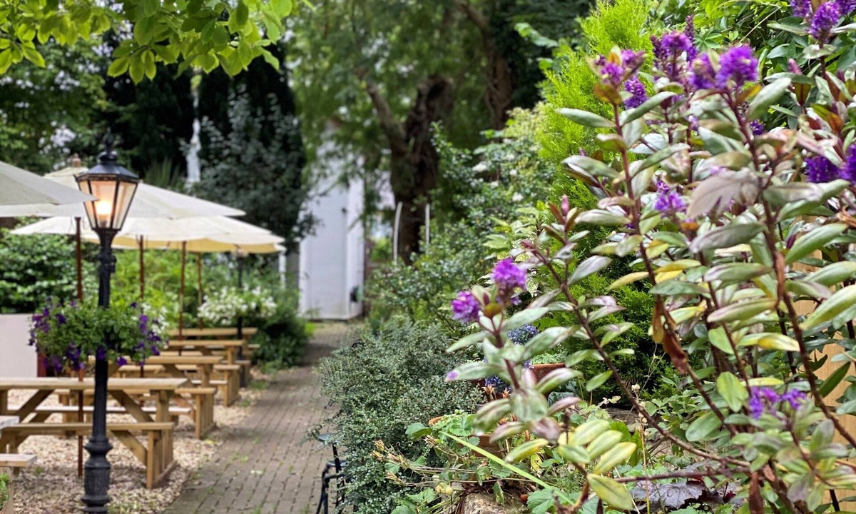 Chepstow Bed & Breakfast | Castle View Hotel