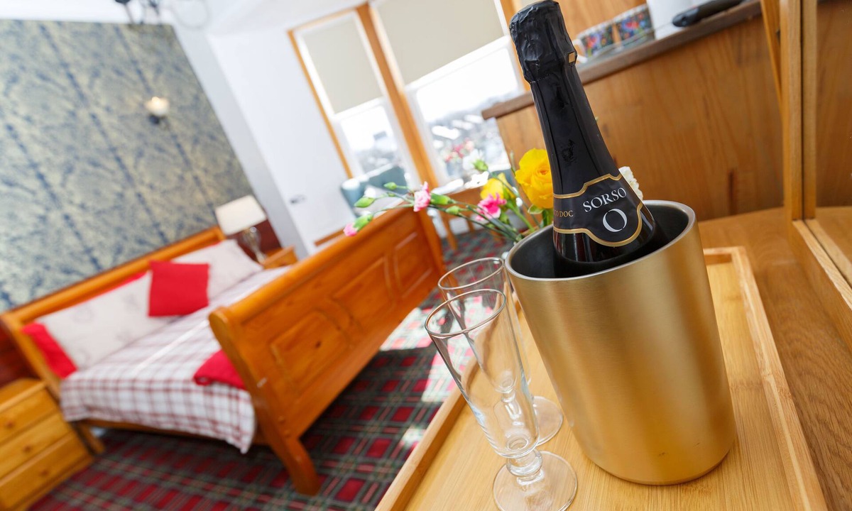 Stirling House | Castle Walk B&B