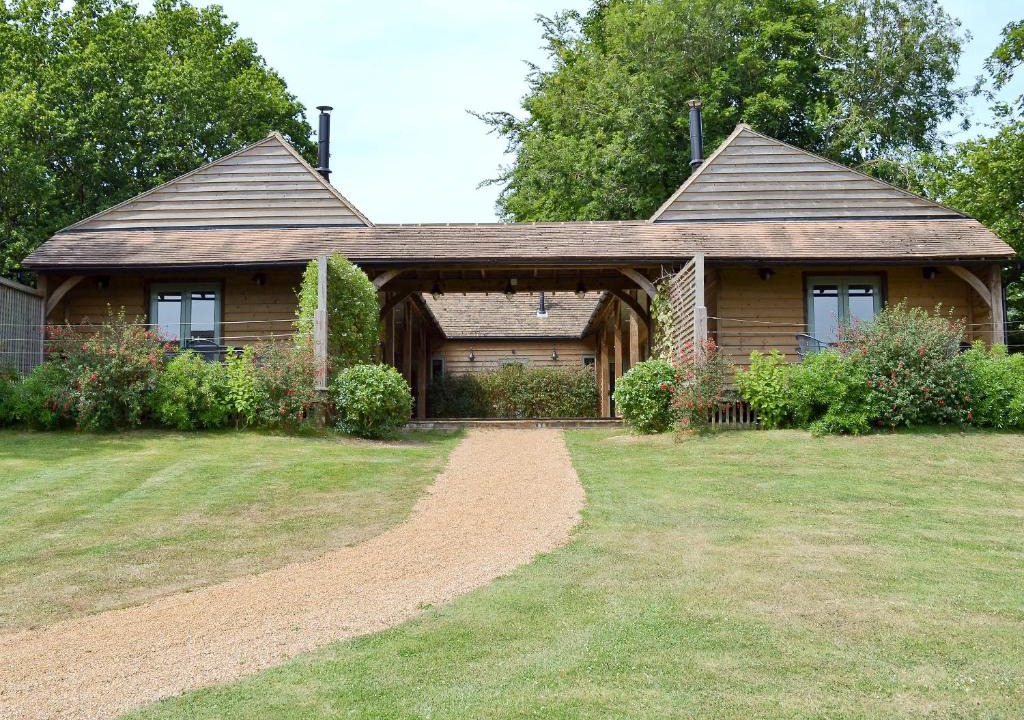 Sedlescombe House | Castlemans Stables East