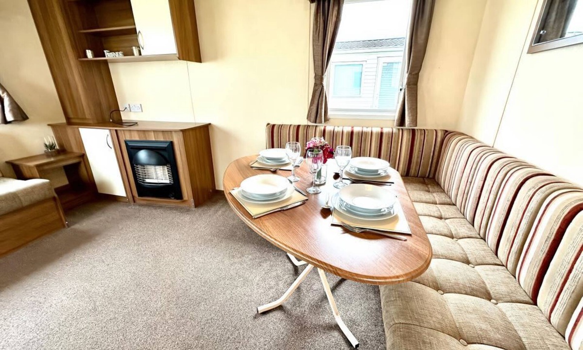 Whitley Bay House | Chamki Lodge, Whitley Bay
