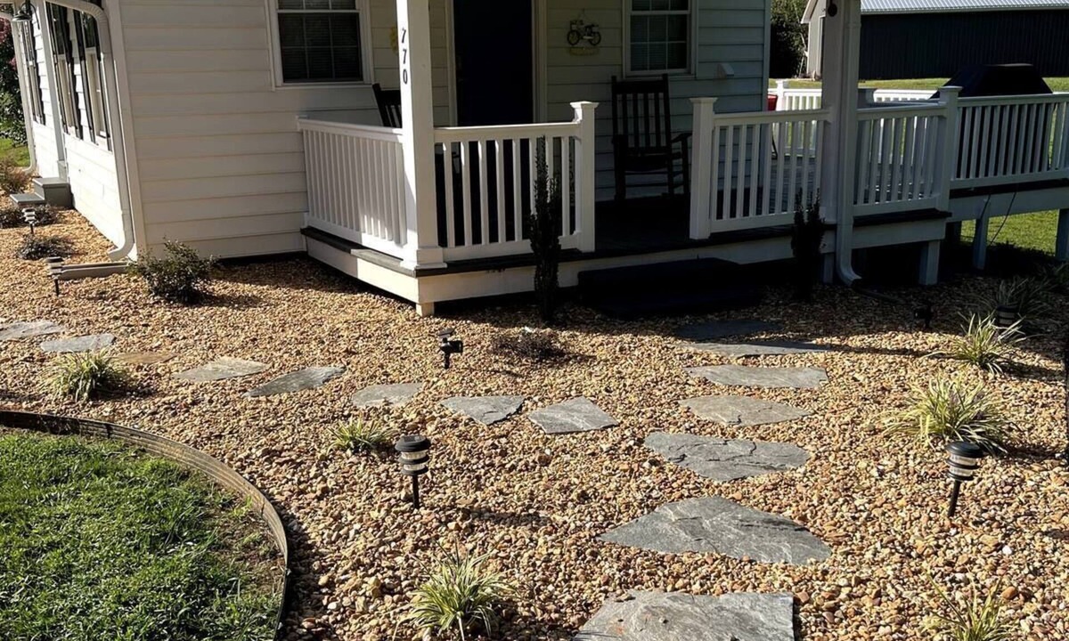 Traphill House | Charming 2-bedroom house located in the Blue Ridgen