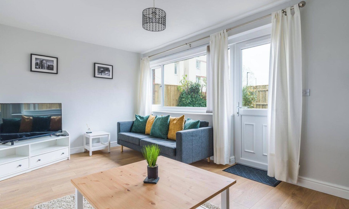 Newcastle-upon-Tyne House | Charming 3-bed House in Newcastle Upon Tyne