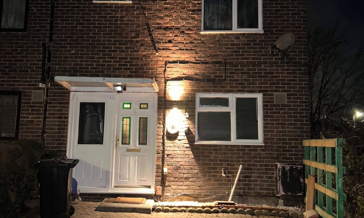 Basildon House | Charming 4-Bedroom House Rental in Basildon, UK