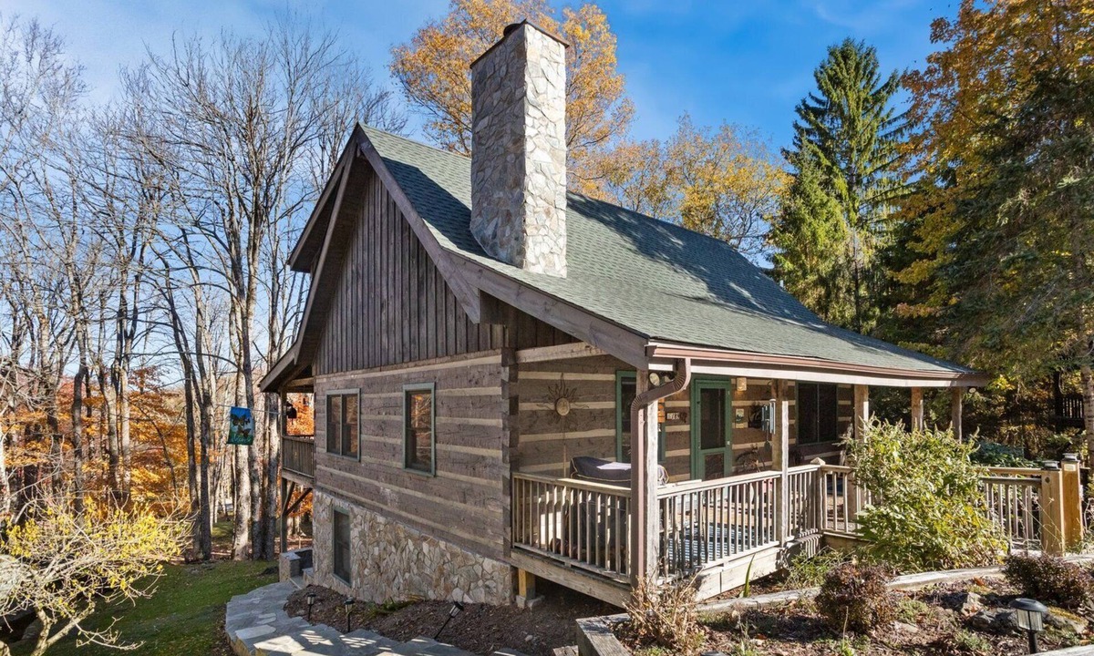 Seven Devils Cabin | Charming Cabin in Seven Devils