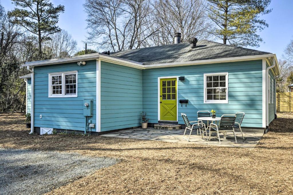 Carrboro House | Charming Carrboro Home - Walk to Downtown!