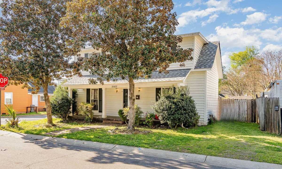 NoDa House | Charming classic bungalow in eclectic Noda!
