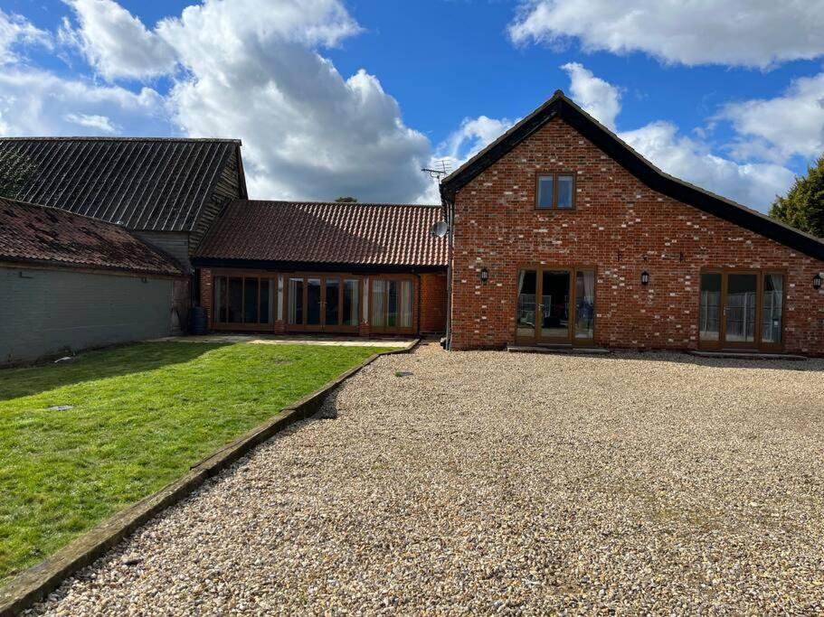 East Dereham House | Charming Norfolk Barn Conversion in Barnham Broom