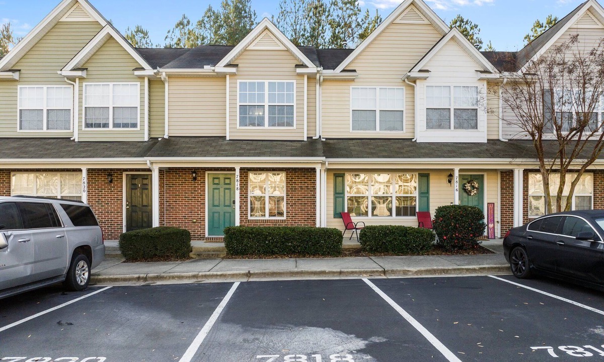 Northeast Raleigh House | Cheerful Abode