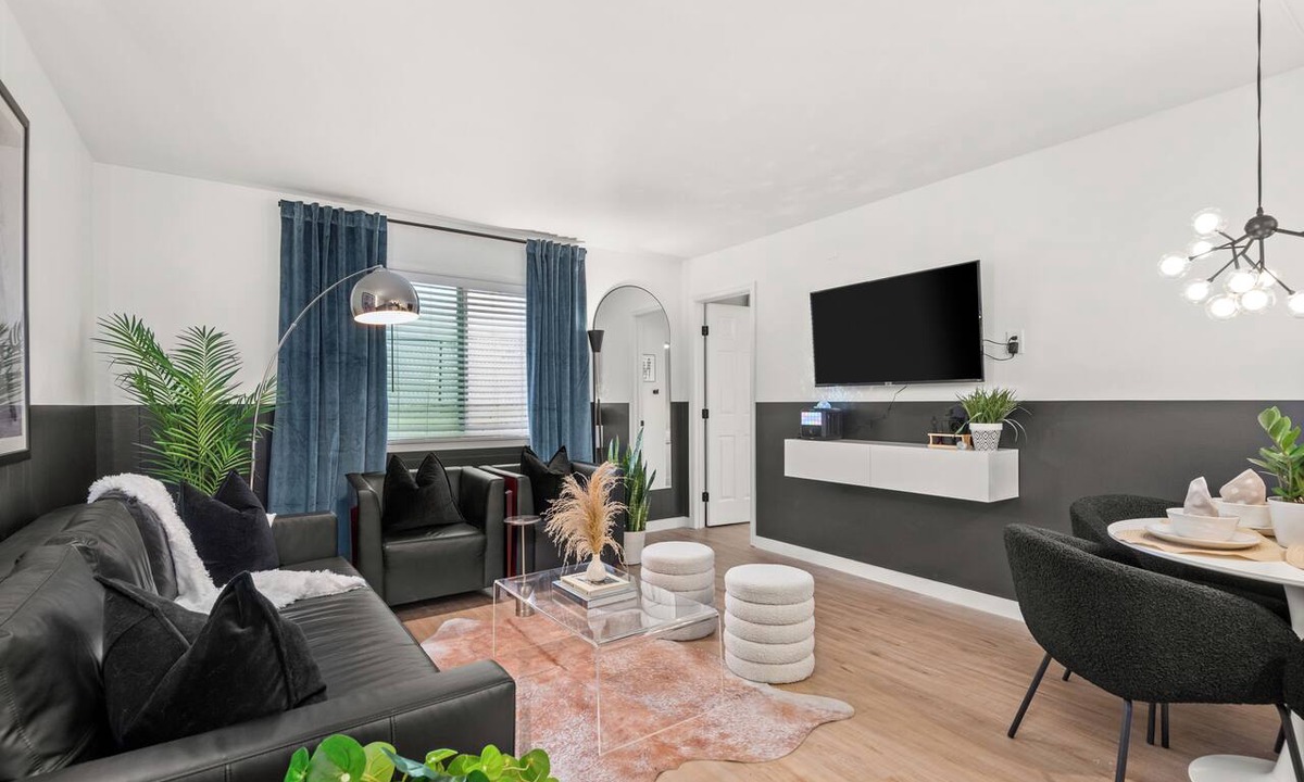 Melrose Apartment | Chic 8th Ave Condo w/Pool - 10 mins to Downtown