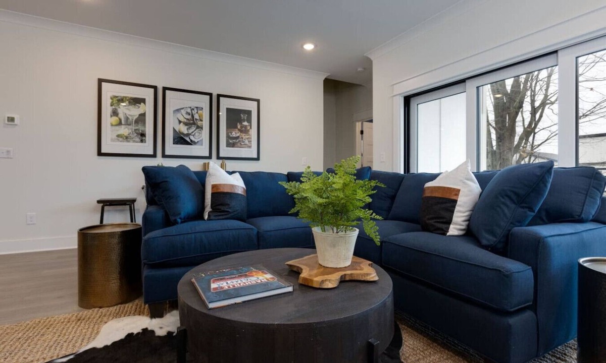 East Nashville Villa | Chic & Spacious Escape | East Nashville Stunner
