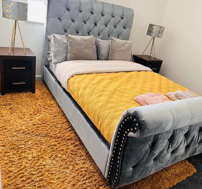 North Shields Apartment | City Blessed Aptm 3 with Free Parking