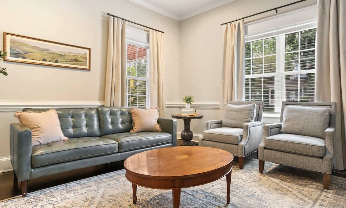 Durham House | Classic & Beautiful|DT Durham|3 Bed|2.5 Ba|Pets OK