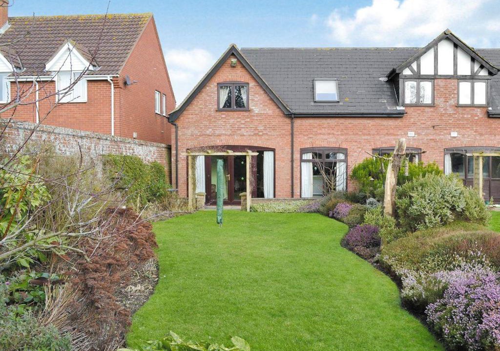 Bacton House | Coachmans Cottage