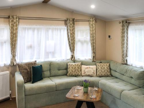 Wiseman's Bridge House | Coastal Retreat