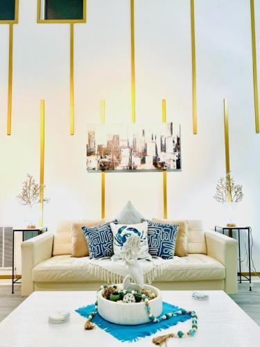 Charlotte House | Coastal Retreat Near Pineville and CLT
