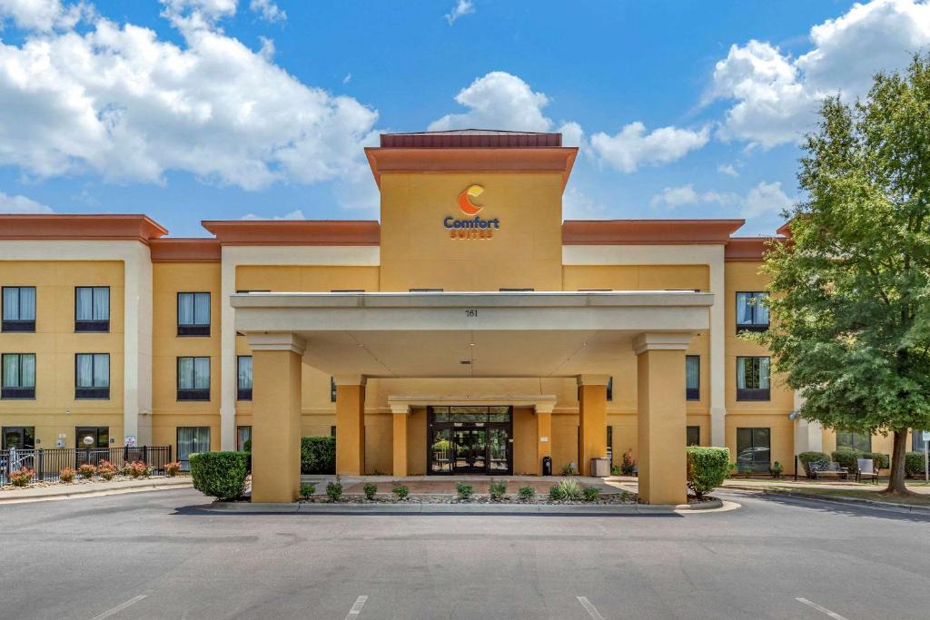 Comfort Suites Clayton Garner | Clayton