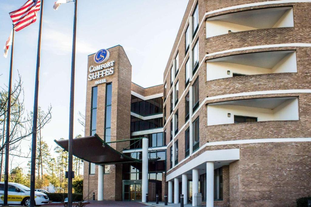 Durham Hotel | Comfort Suites Raleigh Durham Airport/RTP