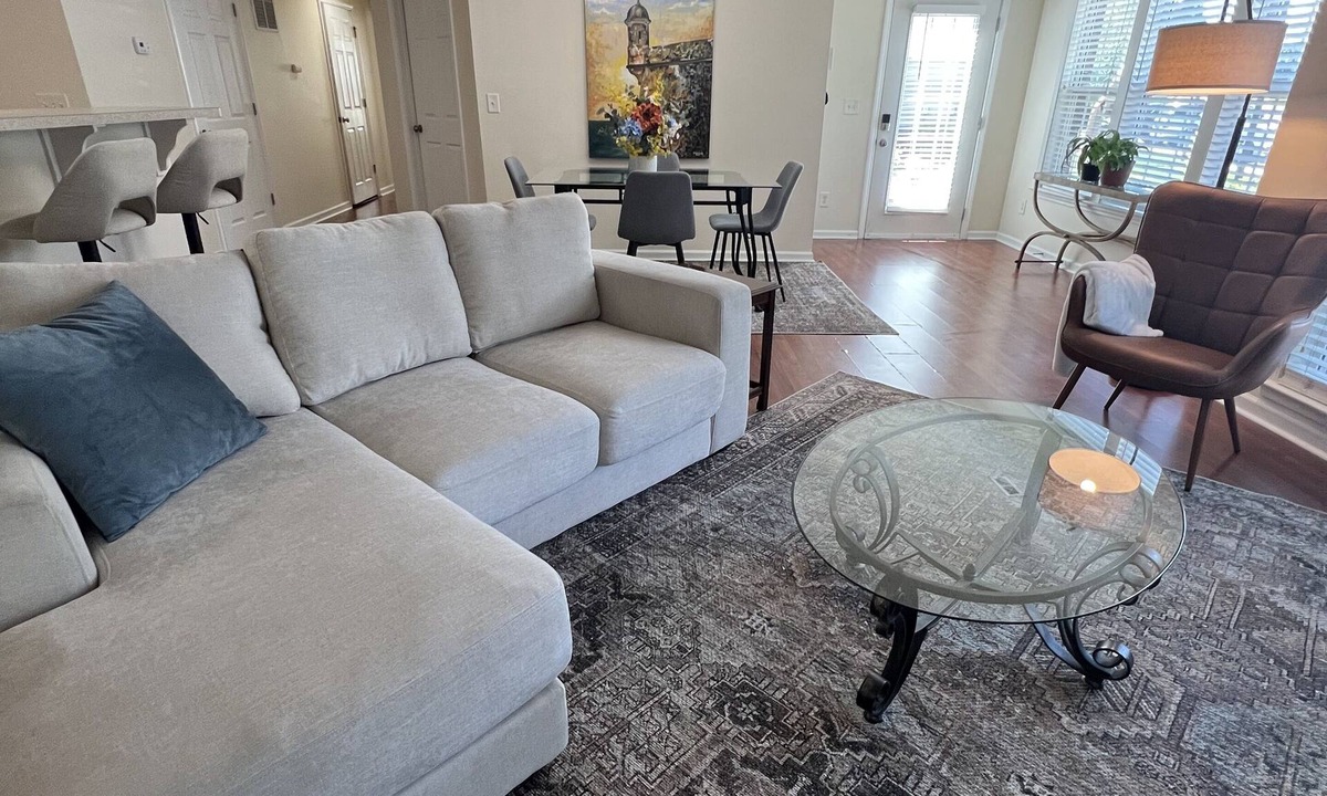 Jamestown Apartment | Comfortable Ground Floor Apartment 2BR/2BA