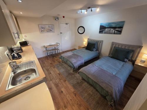 Flint Apartment | Comfortable Studio in Prime Flint Location