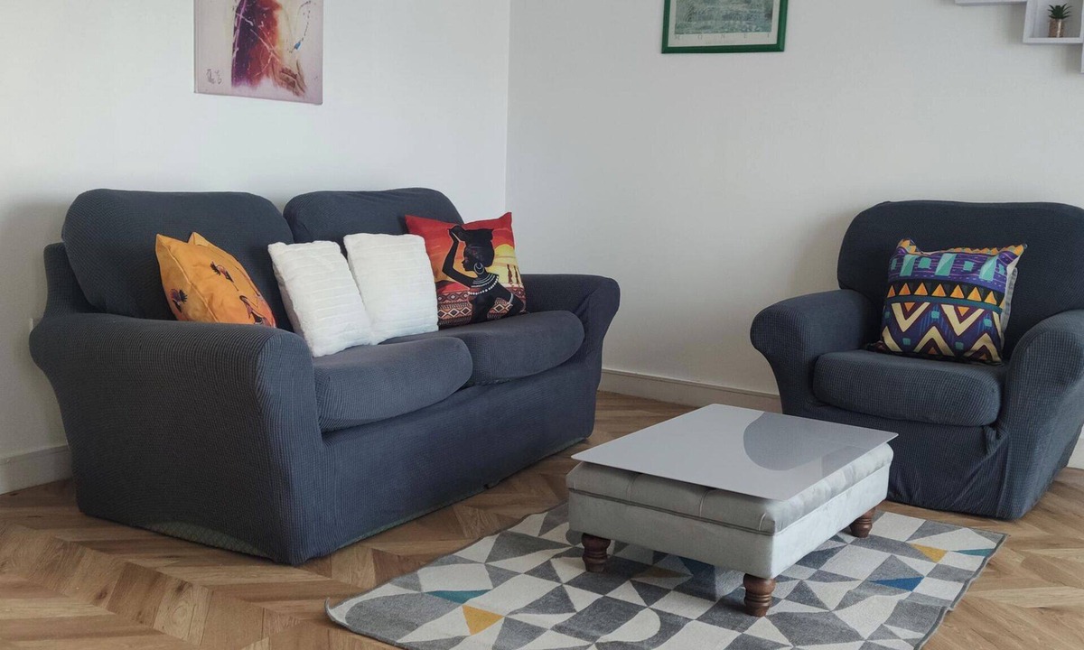 Colchester Apartment | Comfortable Stunning 2-bed Apartment in Colchester