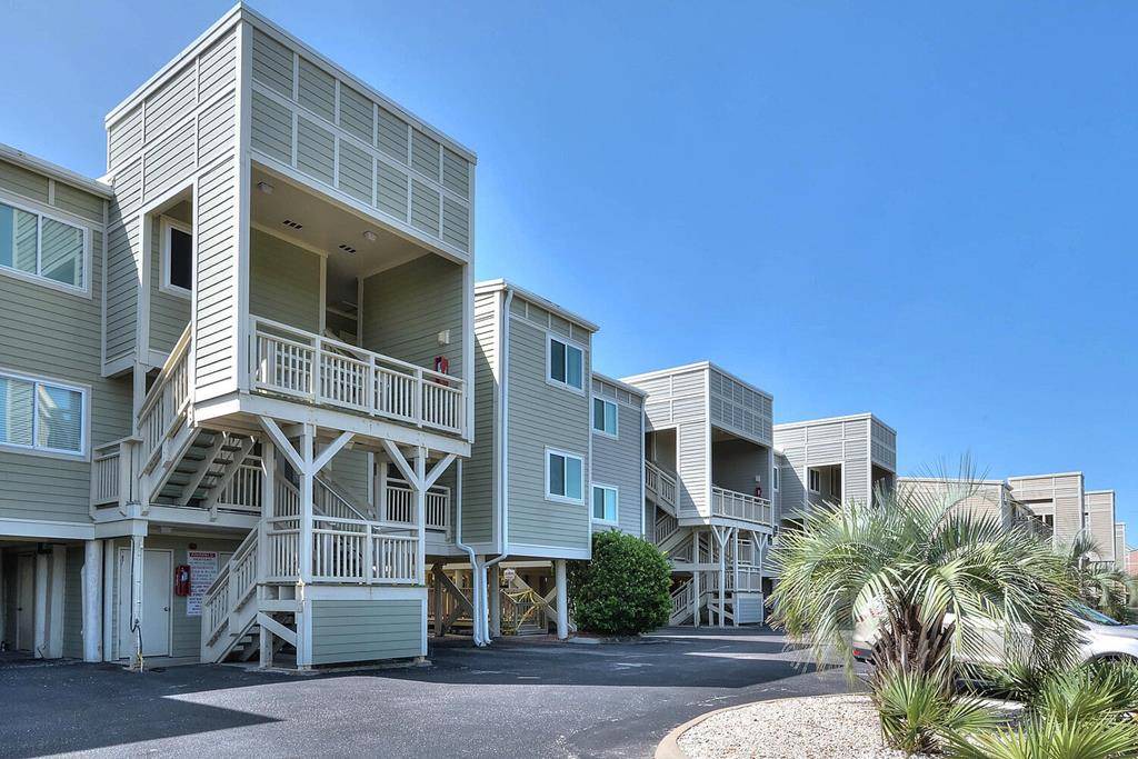 Caswell Beach Condo | Condo ∙ 3 bedrooms ∙ 8 guests