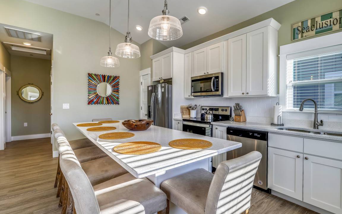 Corolla Light Condo | Condo ∙ 2 bedrooms ∙ 6 guests