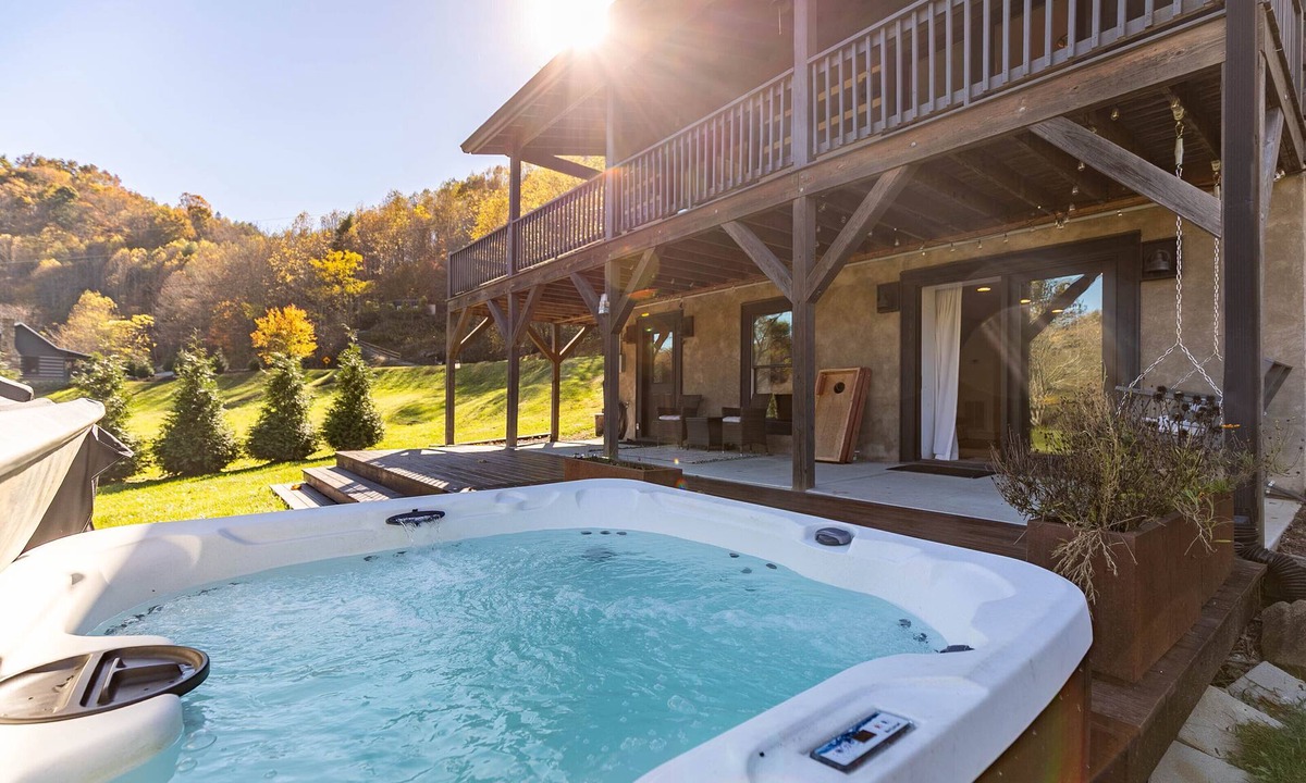 Vilas Cabin | Copper Cabin - modern cabin along Cove Creek, hot tub, fire pit
